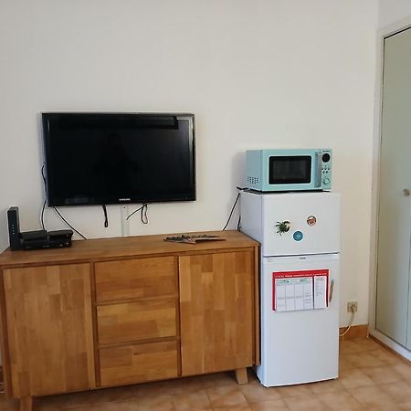 Sanary Les Gorguettes, Studio Avec Terrasse Vue Mer, A 10 Min A Pieds De La Plage Exteriér fotografie